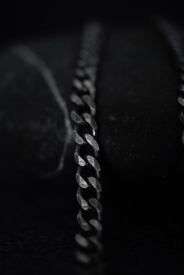 Cadena "Meges Destroyed M" - Imagen 2